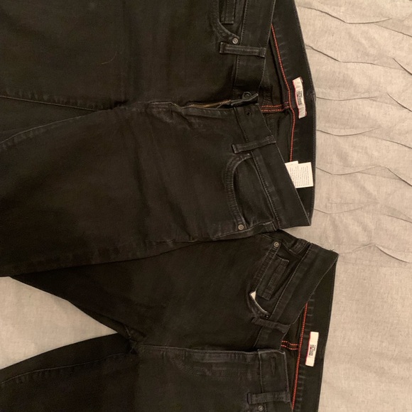 Tommy Hilfiger womens jeans. Size 4. Skinny. 2 pairs. - Picture 2 of 5